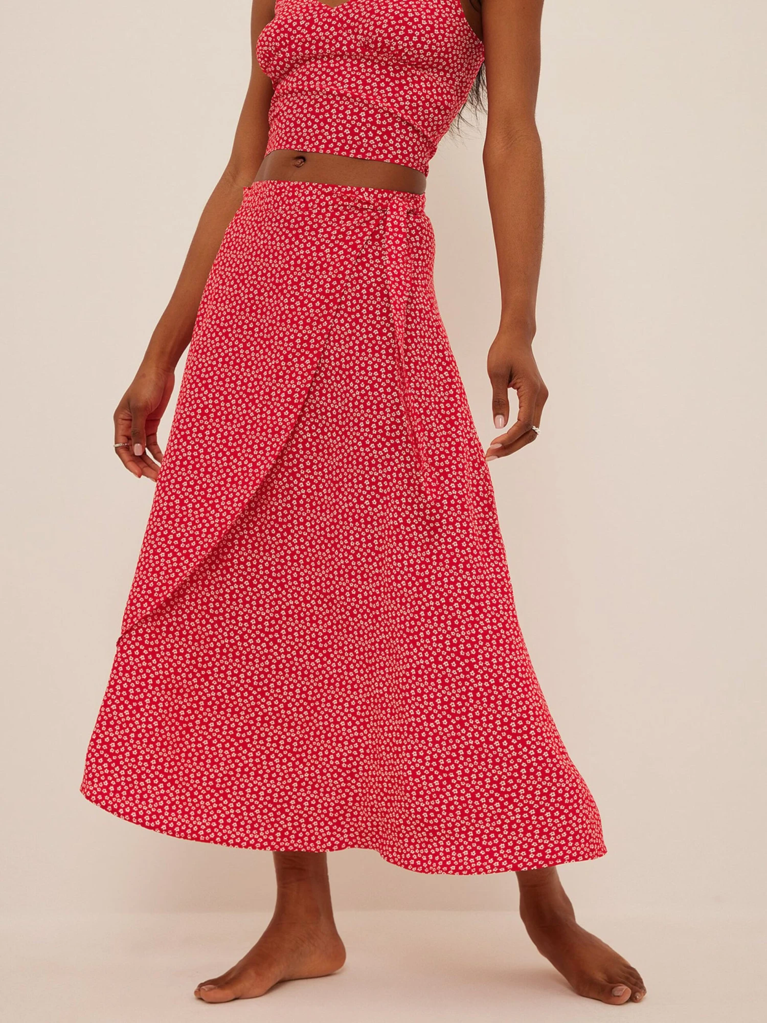 NA-KD Maxi Rokken Rok Dames Rood 2 NA-KD Maxi Rokken Rok Dames Rood - Afbeelding 2